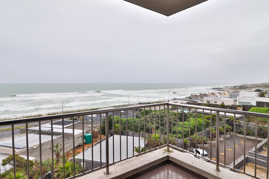2 Bedroom Property for Sale in Bloubergstrand Western Cape